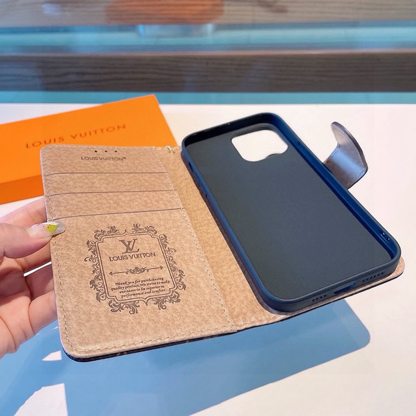 ルイ・ヴィトン iPhone モノグラム・キャンバス 手帳型フォンケース IP046 - 画像 (7)