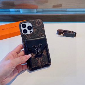 ルイ・ヴィトン iPhone用 フラップポケット フォンケース IP050