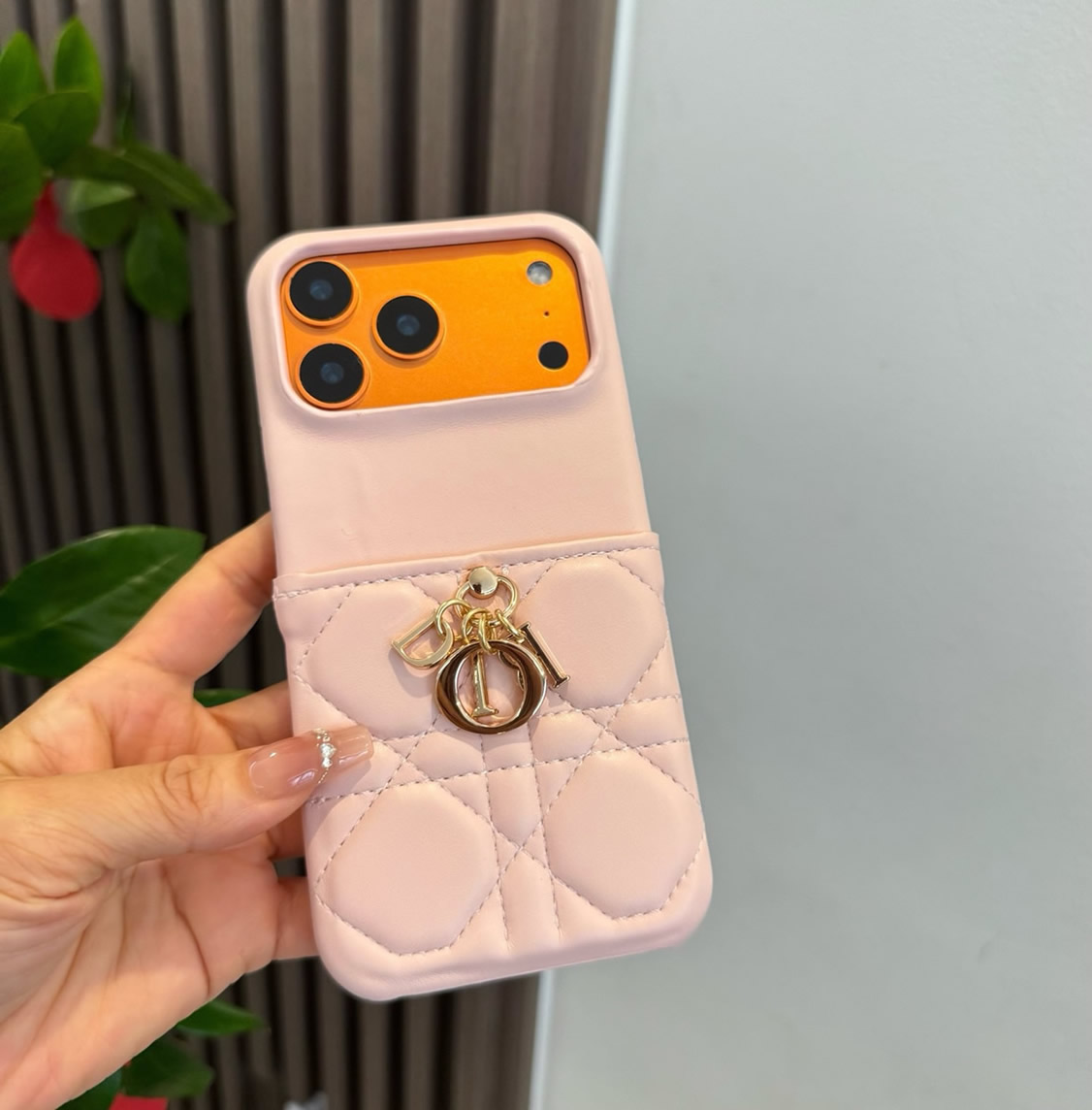 ディオール iPhone用 キルティングレザー フォンケース(ピンク) IP051 - 画像 (4)
