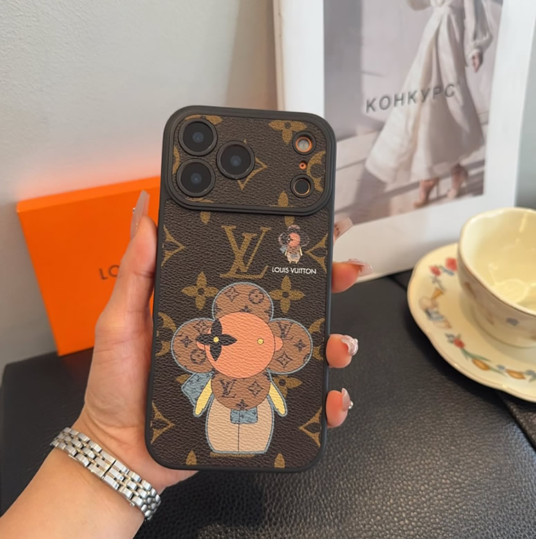 ルイ・ヴィトン iPhone用 モノグラム・キャンバス フォンケース(ヴィヴィエンヌ) IP057 - 画像 (7)