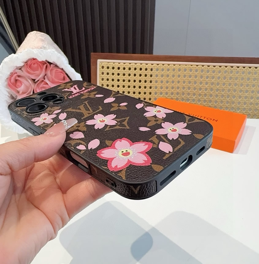 ルイ・ヴィトン iPhone用 モノグラム・キャンバス フォンケース(桜プリント) IP060 - 画像 (9)