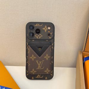 ルイ・ヴィトン iPhone用 モノグラム・キャンバス フラップポケット フォンケース IP061