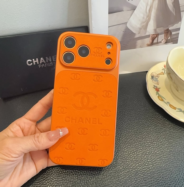 シャネル iPhone用 エンボスCCロゴ フォンケース(オレンジ) IP062 - 画像 (4)