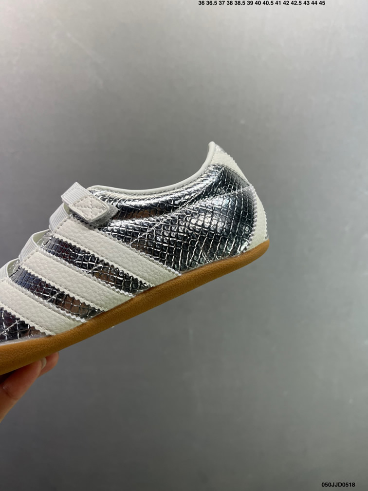 アディダス タエバド シルバー スネークエフェクト shoes300 - 画像 (2)
