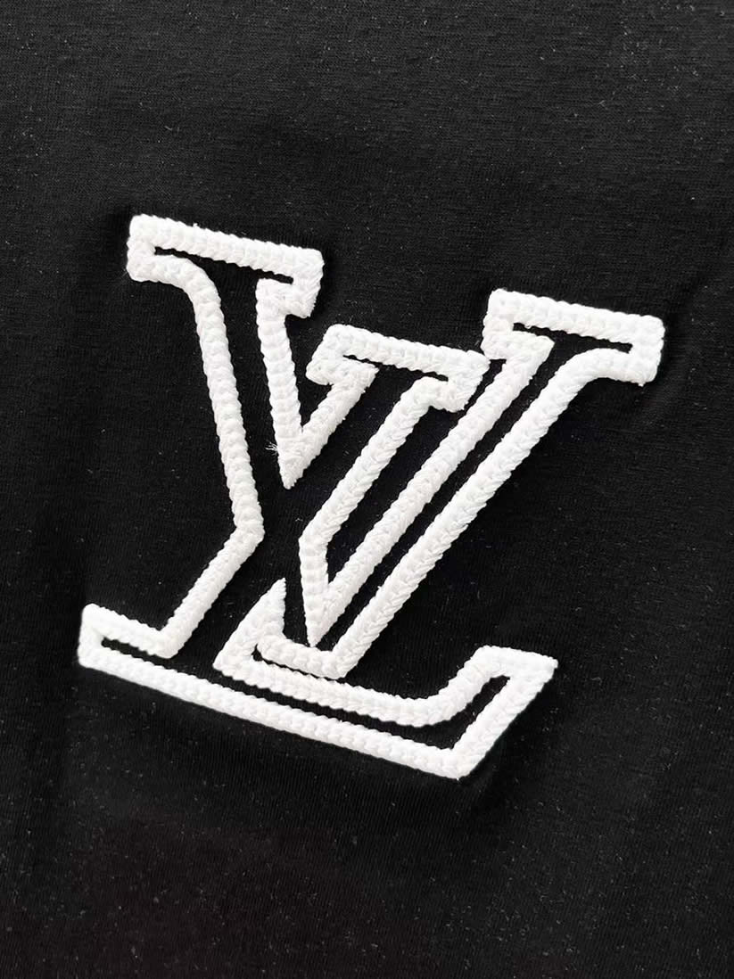 ルイ・ヴィトン LVイニシャルパッチ コットン Tシャツ ブラック FS229 - 画像 (11)