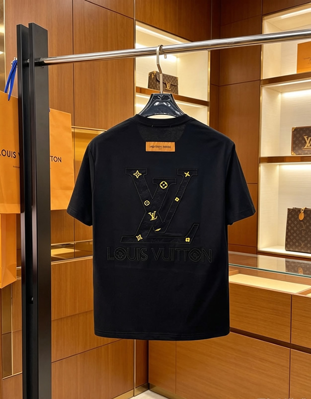ルイ・ヴィトン スタッズLVパッチ コットン Tシャツ ブラック FS234 - 画像 (2)