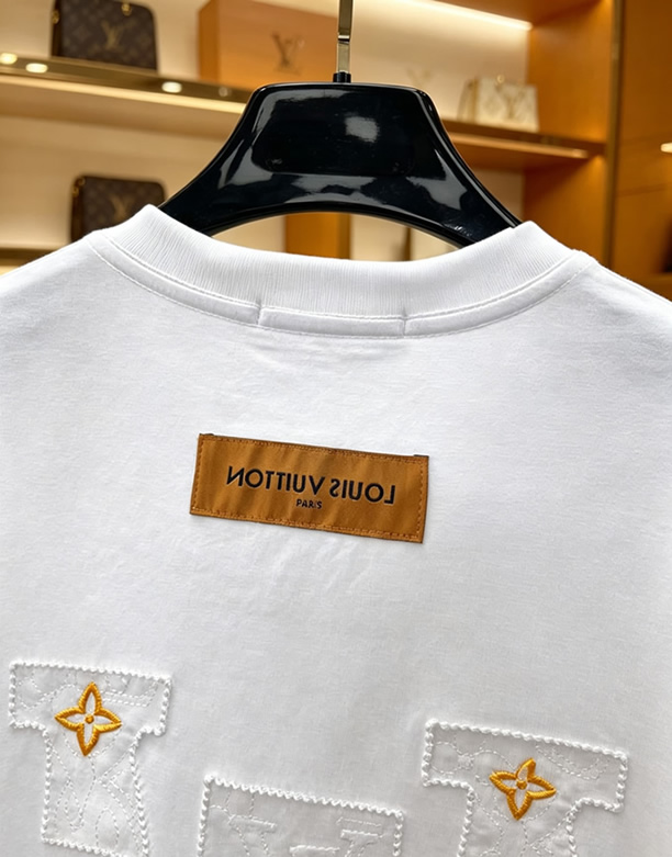 ルイ・ヴィトン スタッズLVパッチ コットン Tシャツ ホワイト FS235 - 画像 (6)