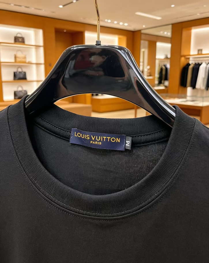 ルイ・ヴィトン モノグラムグラフィティ コットン Tシャツ ブラック FS245 - 画像 (4)