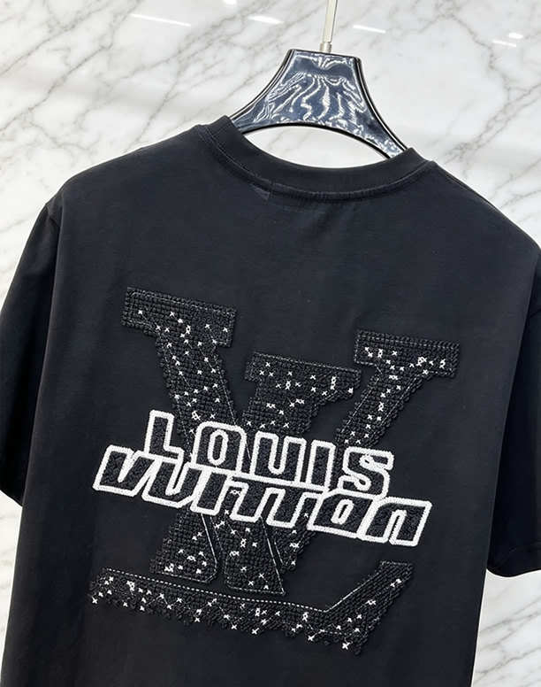 ルイ・ヴィトン 立体LVスタッズジャガード コットン Tシャツ ブラック FS255 - 画像 (4)