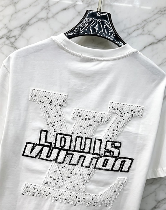 ルイ・ヴィトン 立体LVスタッズジャガード コットン Tシャツ ホワイト FS256 - 画像 (4)