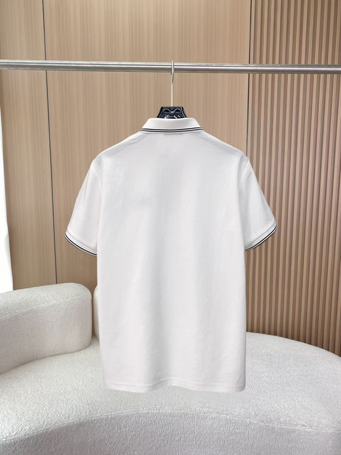 モンクレール スクリプト刺しゅう 襟ライン コットン ポロシャツ ホワイト FS285 - 画像 (2)