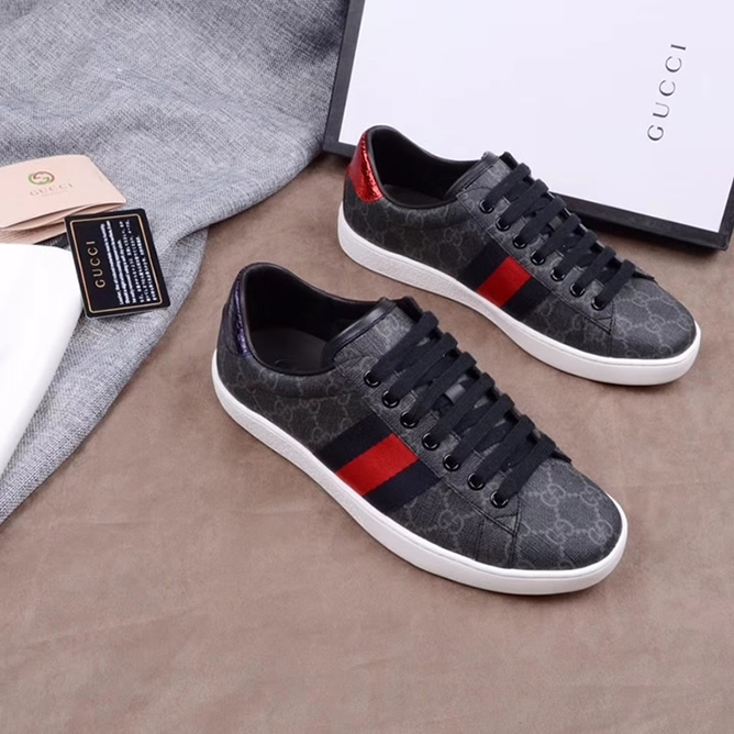 グッチ GGスプリーム ウェブストライプ スニーカー ブラック shoes305
