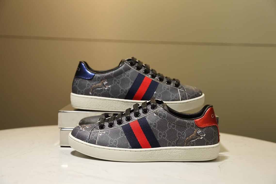 グッチ GGスプリーム ウェブストライプ タイガー スニーカー ブラック shoes306 - 画像 (2)
