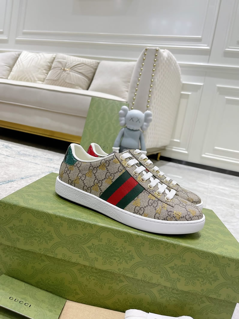 グッチ GGスプリーム ハチ プリント ウェブストライプ スニーカー マルチカラー shoes313