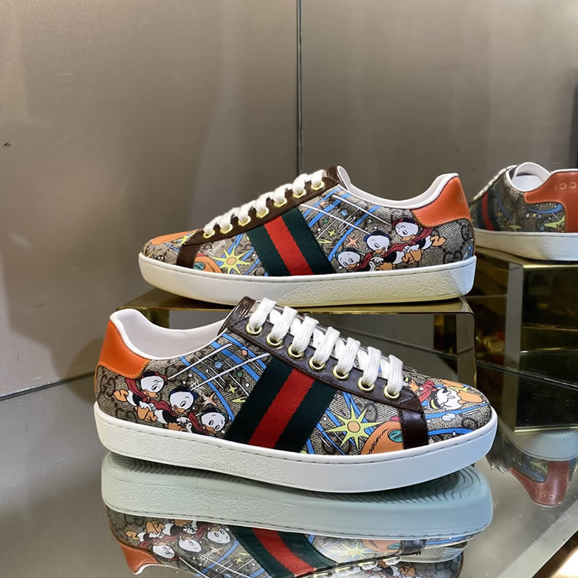 グッチ ディズニー ドナルドダック プリント スニーカー マルチカラー shoes315