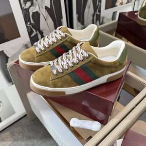 グッチ スエード ウェブストライプ スニーカー ブラウン shoes316