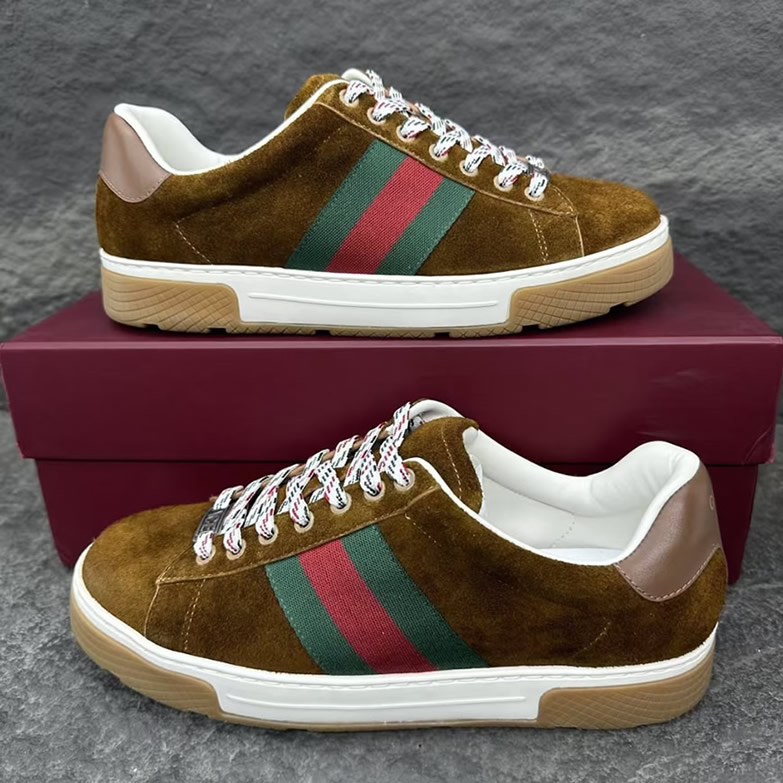 グッチ スエード ウェブストライプ スニーカー ブラウン shoes317