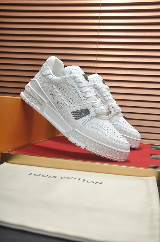 ルイヴィトン LVトレイナー モノグラム スタッズ スニーカー ホワイト shoes338 - 画像 (3)