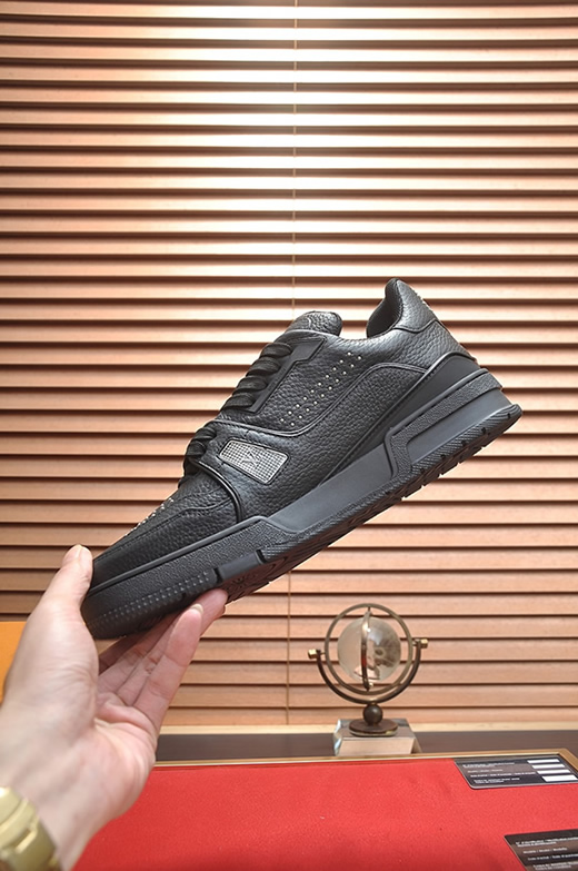 ルイヴィトン LVトレイナー モノグラム スタッズ スニーカー ブラック shoes339 - 画像 (5)