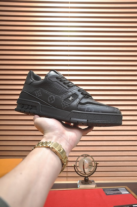 ルイヴィトン LVトレイナー モノグラム エクリプス スニーカー ブラック shoes342