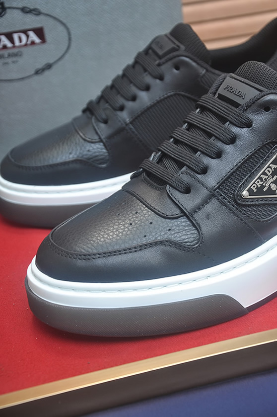 プラダ スニーカー トライアングルロゴ オールブラック ホワイトソール shoes403 - 画像 (8)