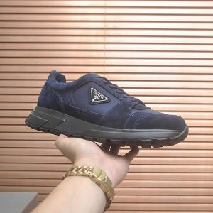 プラダ スニーカー トライアングルロゴ オールブラック shoes406