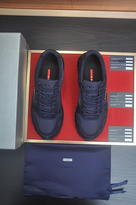 プラダ スニーカー トライアングルロゴ オールブラック shoes406 - 画像 (2)