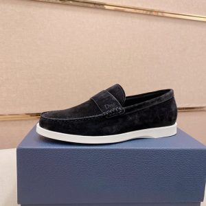 ディオール ローファー スエード モカシン ブラック ホワイト shoes410