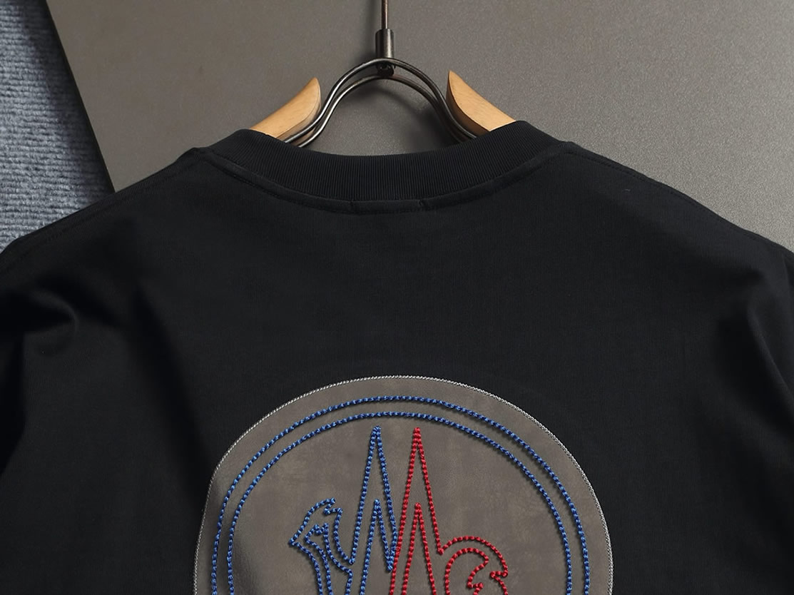 モンクレール Tシャツ 半袖 クルーネック ブラック FS342 - 画像 (8)
