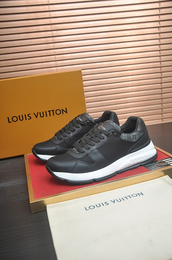 ルイ・ヴィトン スニーカー ランアウェイ・ライン ブラック shoes413 - 画像 (4)