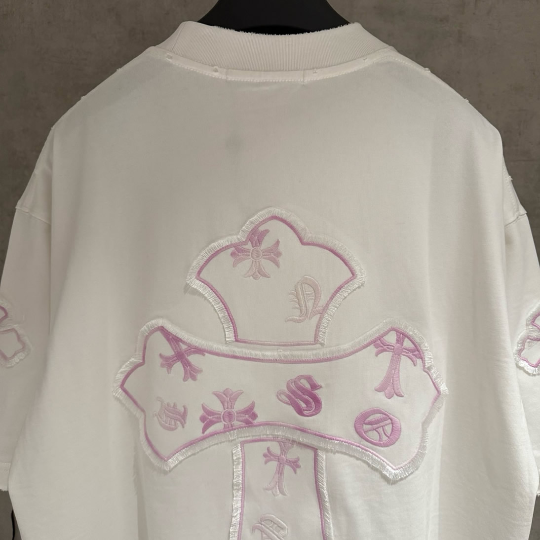 クロムハーツ Tシャツ デストロイ加工 ホワイト FS385 - 画像 (6)