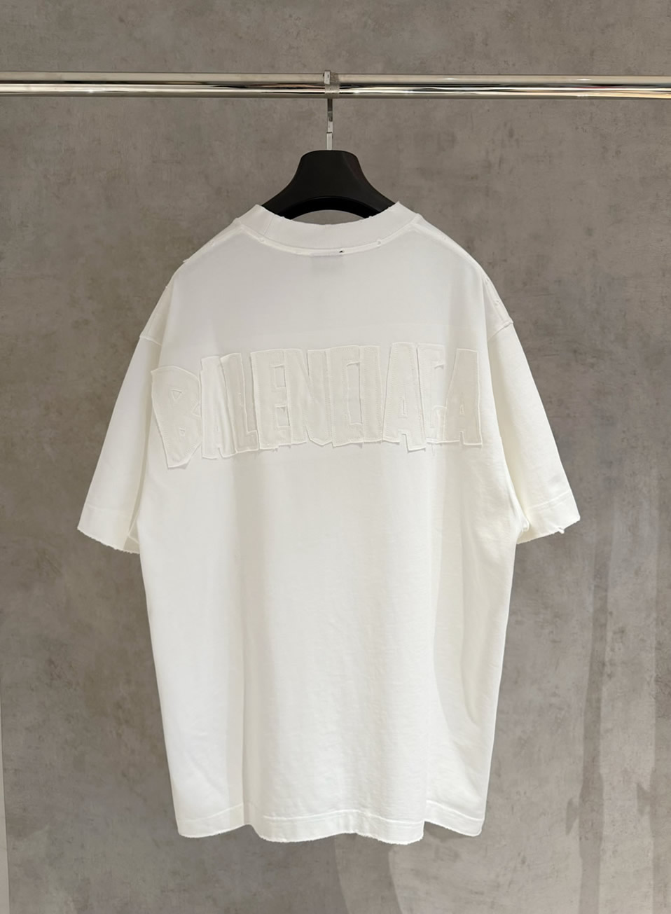 バレンシアガ Tシャツ ロゴ刺繡 ホワイト FS392 - 画像 (2)