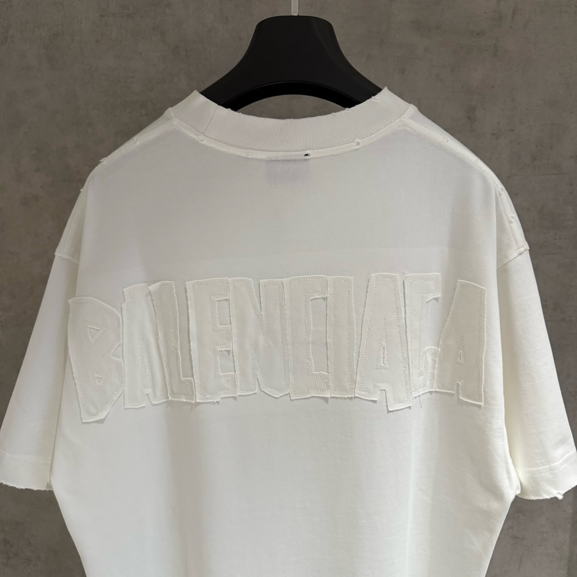 バレンシアガ Tシャツ ロゴ刺繡 ホワイト FS392 - 画像 (4)
