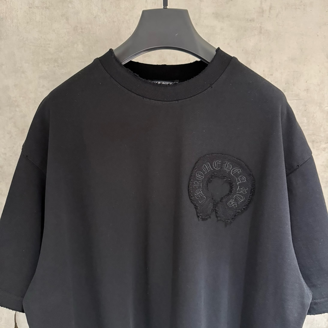 クロムハーツ Tシャツ デストロイ加工 ブラック FS395 - 画像 (3)
