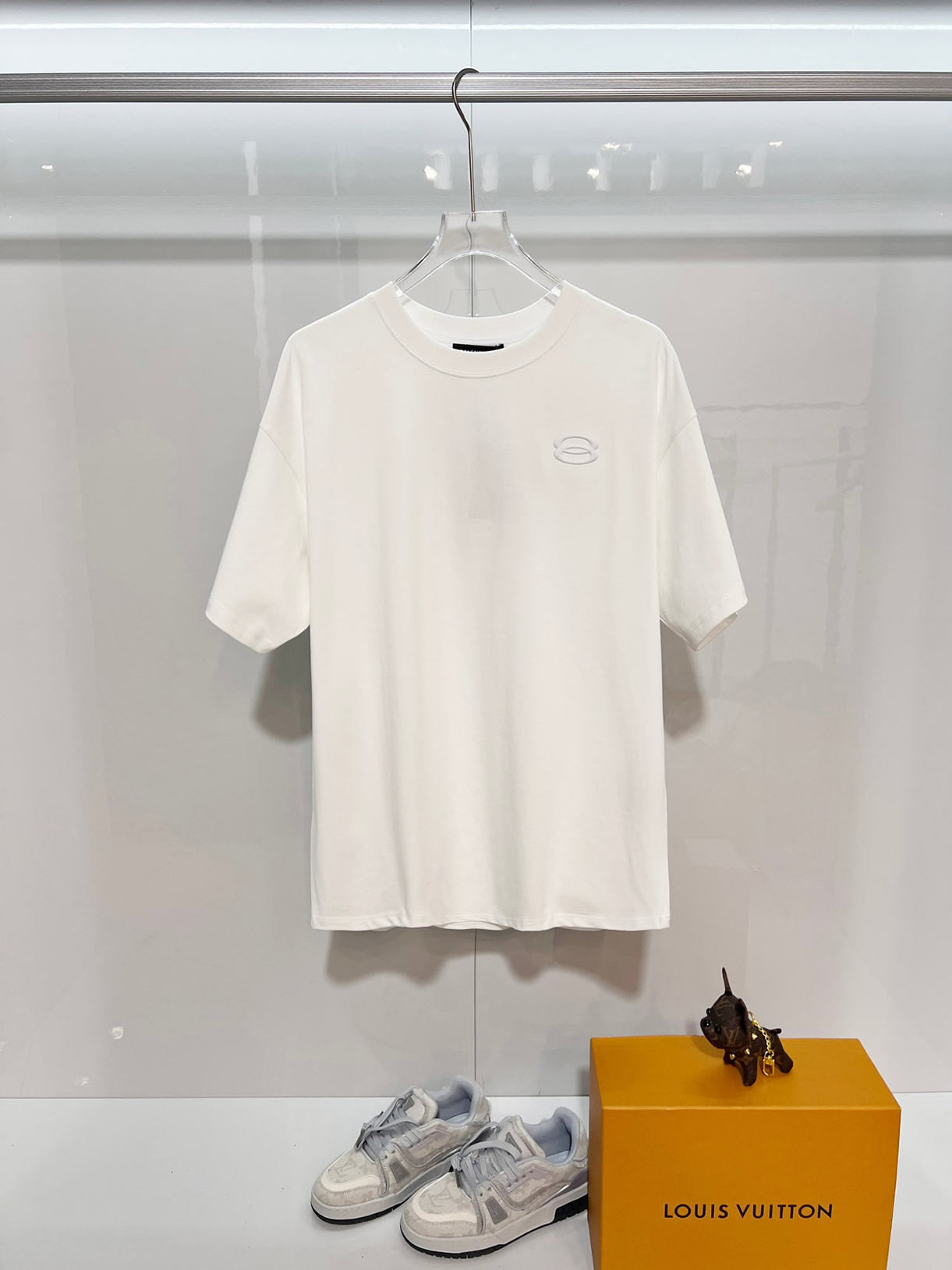 バレンシアガ Tシャツ 立体刺繍 ホワイト FS396