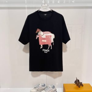 フェンディ Tシャツ ホースモチーフ ブラック FS403