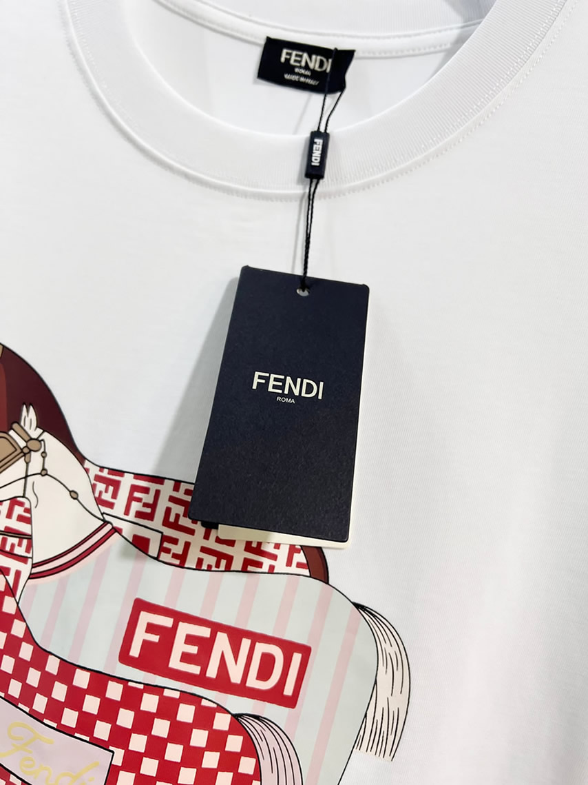フェンディ Tシャツ ホースモチーフ ホワイト FS404 - 画像 (4)