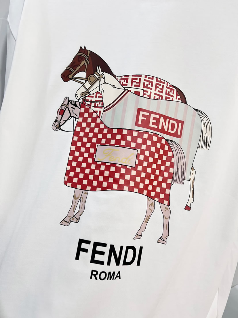 フェンディ Tシャツ ホースモチーフ ホワイト FS404 - 画像 (5)