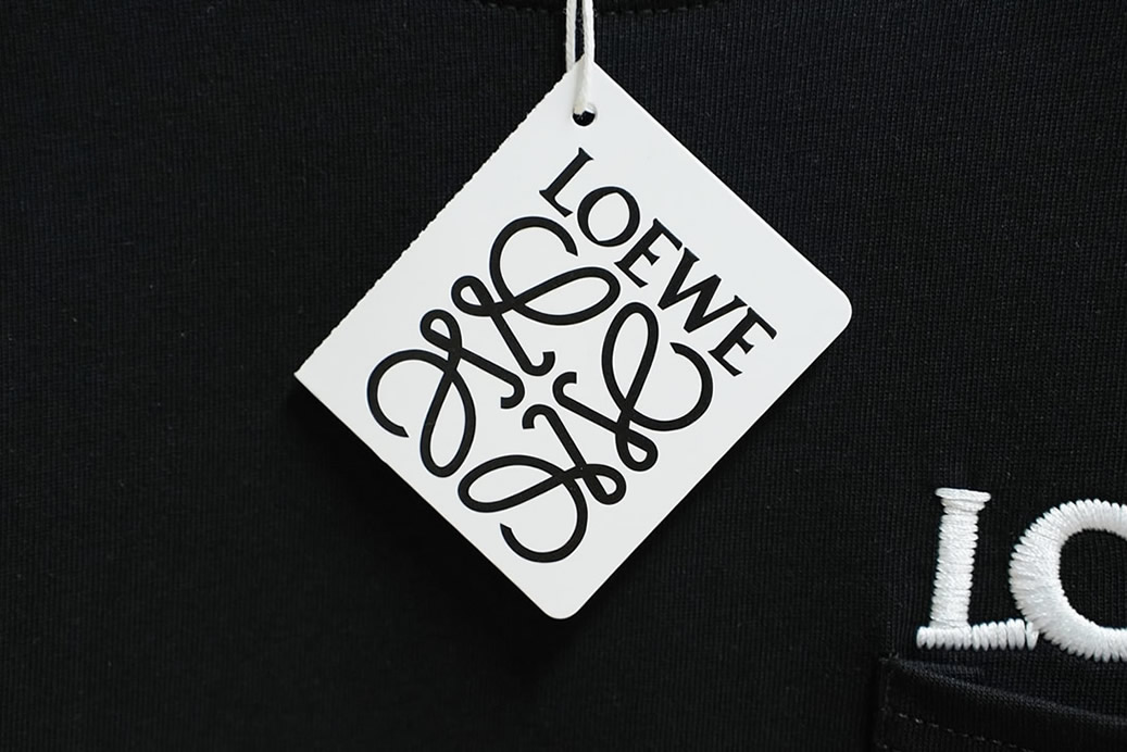 ロエベ ポケット付きTシャツ ロゴ刺繍 FS417 - 画像 (11)
