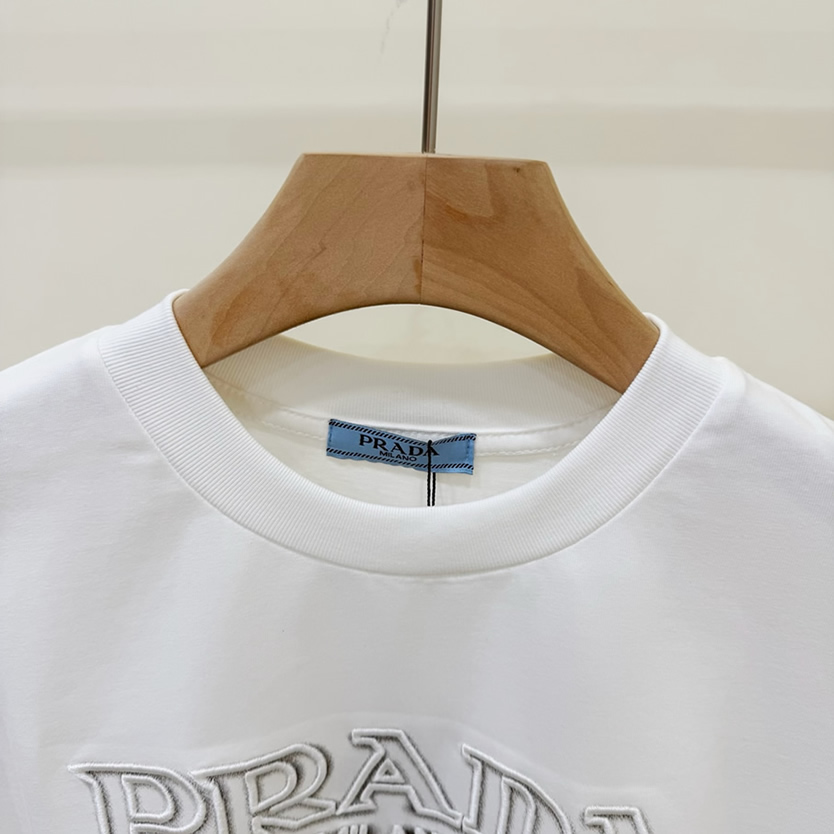 プラダ ロゴTシャツ 立体刺繍 FS436 - 画像 (3)
