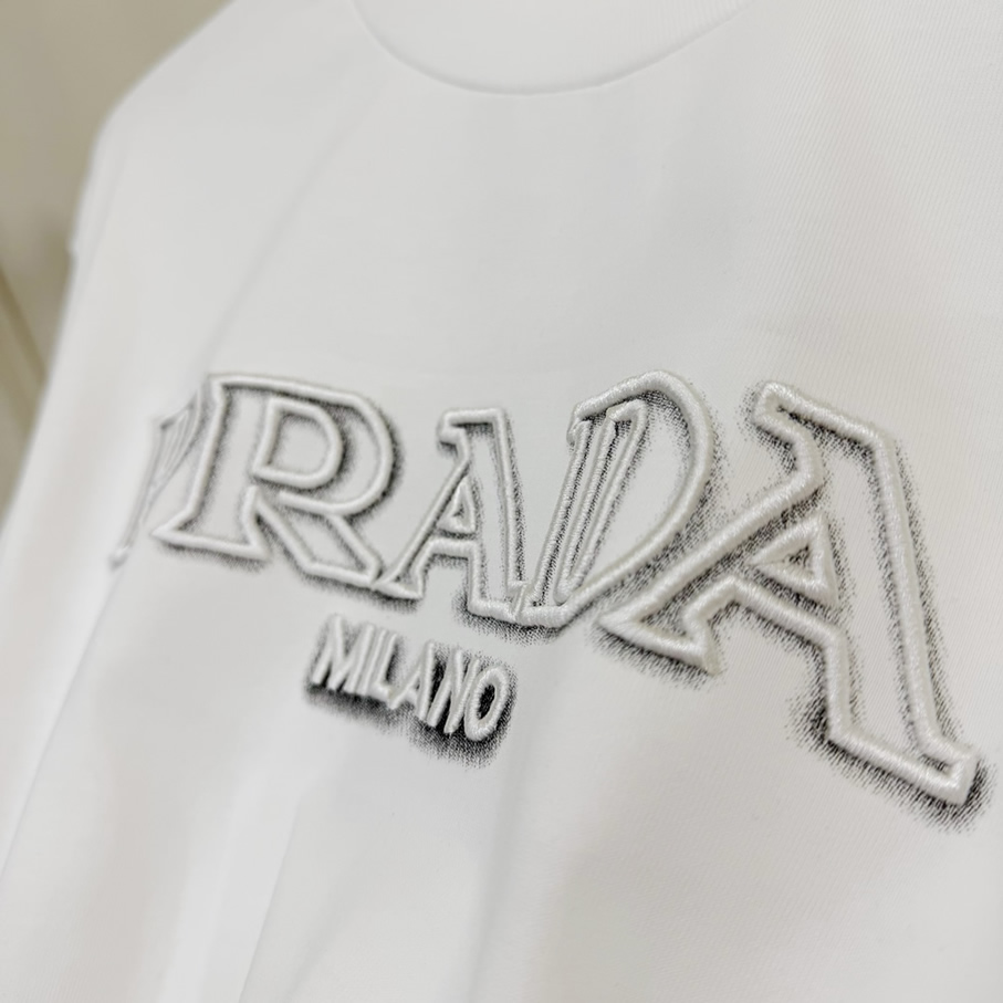 プラダ ロゴTシャツ 立体刺繍 FS436 - 画像 (6)