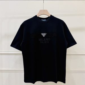 プラダ ロゴ刺繍Tシャツ トライアングルロゴ FS438