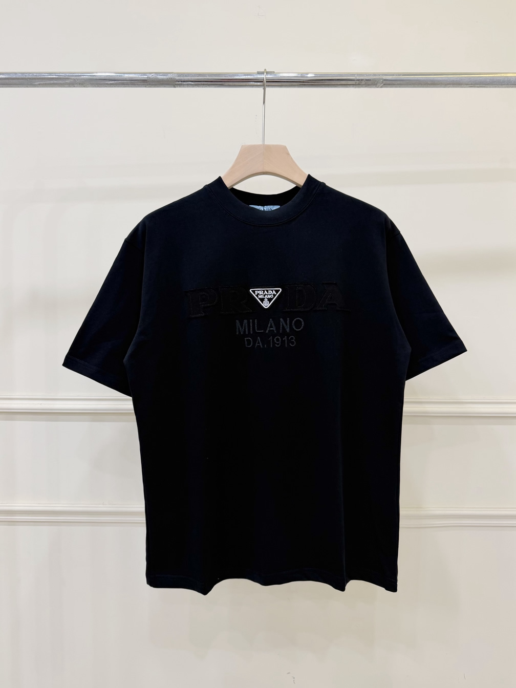 プラダ ロゴ刺繍Tシャツ トライアングルロゴ FS438
