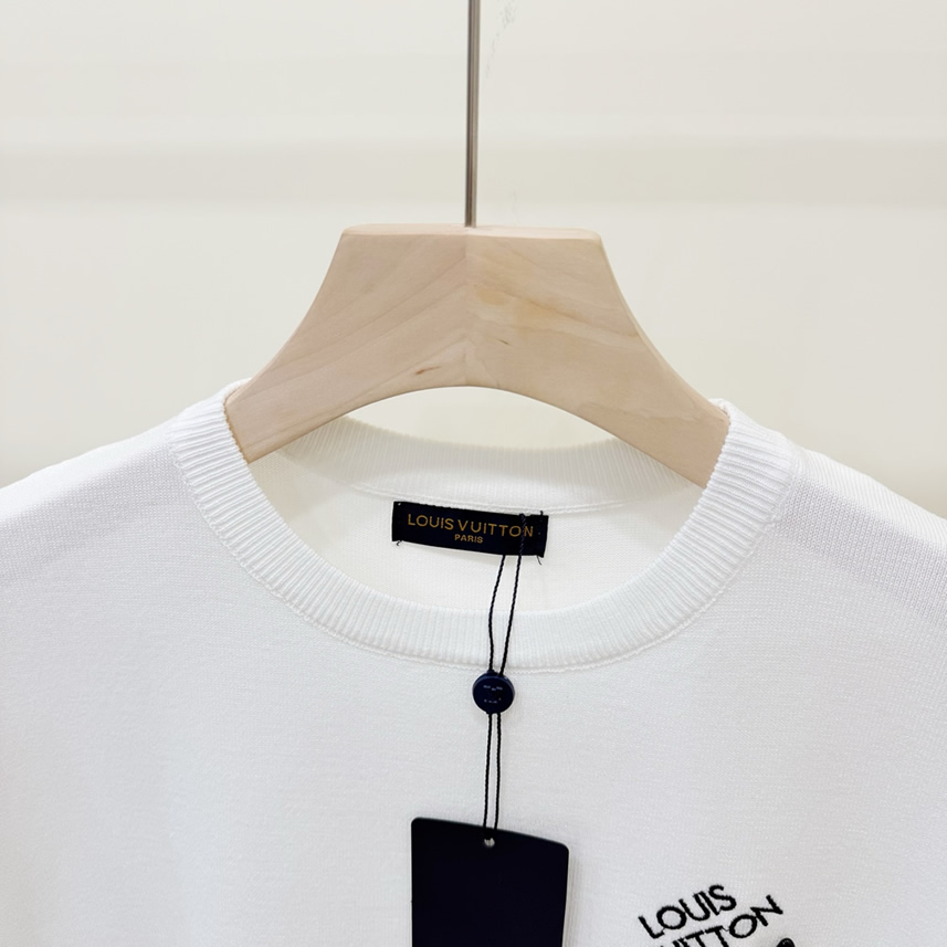 ルイ・ヴィトン ロゴTシャツ 刺繡 FS440 - 画像 (2)