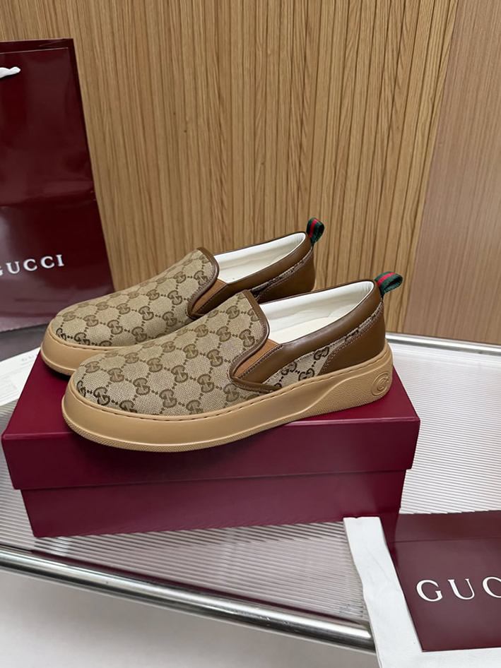 グッチ スリッポン GGキャンバス ベージュ/ブラウン shoes458