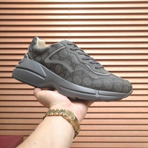グッチ GGスプリーム キャンバス 厚底スニーカー グレー shoes493