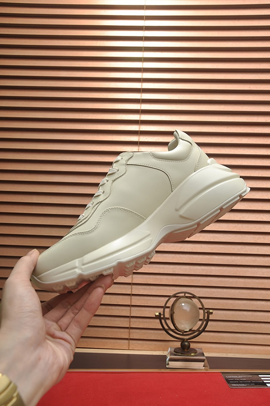 グッチ インターロッキングG 厚底スニーカー オフホワイト shoes495 - 画像 (5)