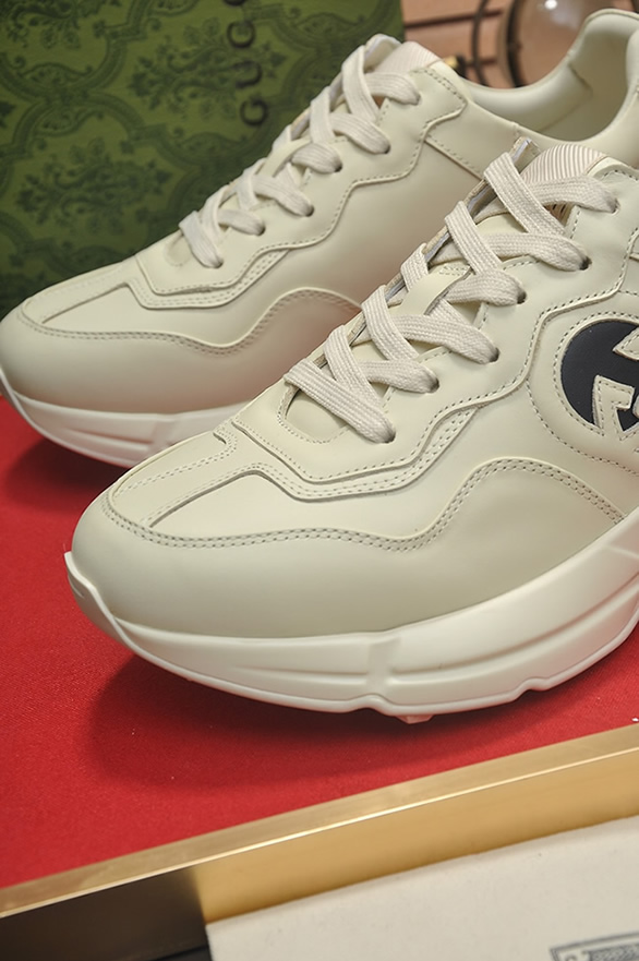 グッチ インターロッキングG 厚底スニーカー オフホワイト shoes495 - 画像 (8)