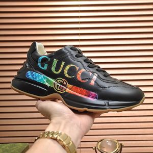 グッチ レインボーロゴ 厚底スニーカー ブラック shoes499
