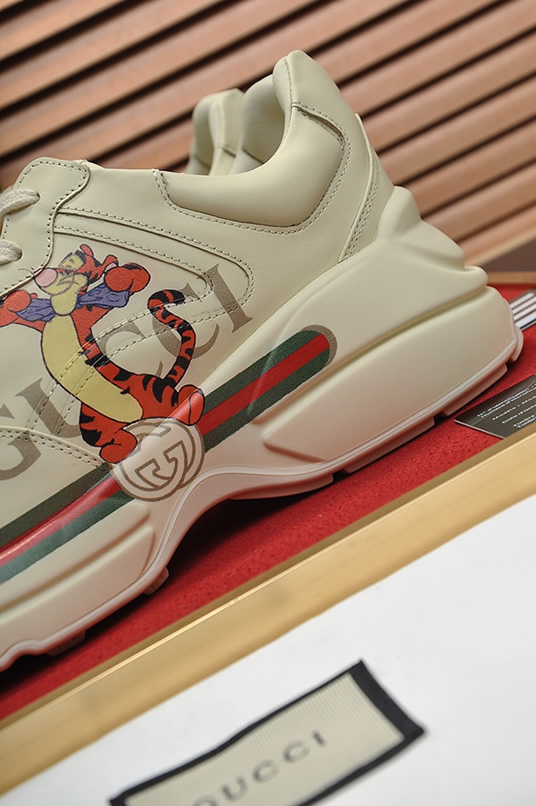 グッチ ティガー・ウェブストライプ 厚底スニーカー オフホワイト shoes501 - 画像 (9)